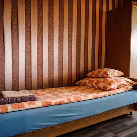 In Balatonföldvar 45317 Apartman *
